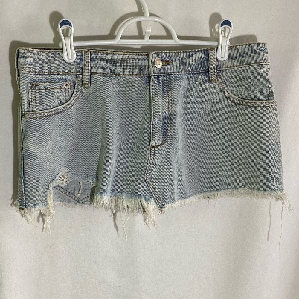 SER.O.YA Vanessa Denim Mini Skirt, Size 28 NWOT